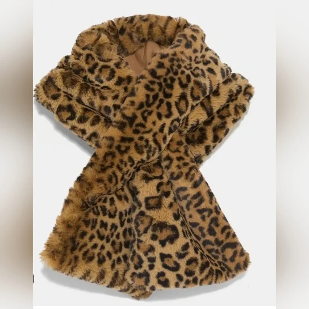 ZARA LIMITED EDITION LEOPARD FAUX FUR SCARF BRAND NEW WITH TAGS